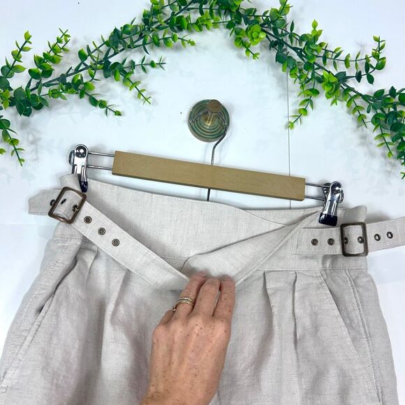 Banana Republic Shorts Women  6 Beige Linen High Rise Pleated Belted side Buckle - Picture 7 of 16